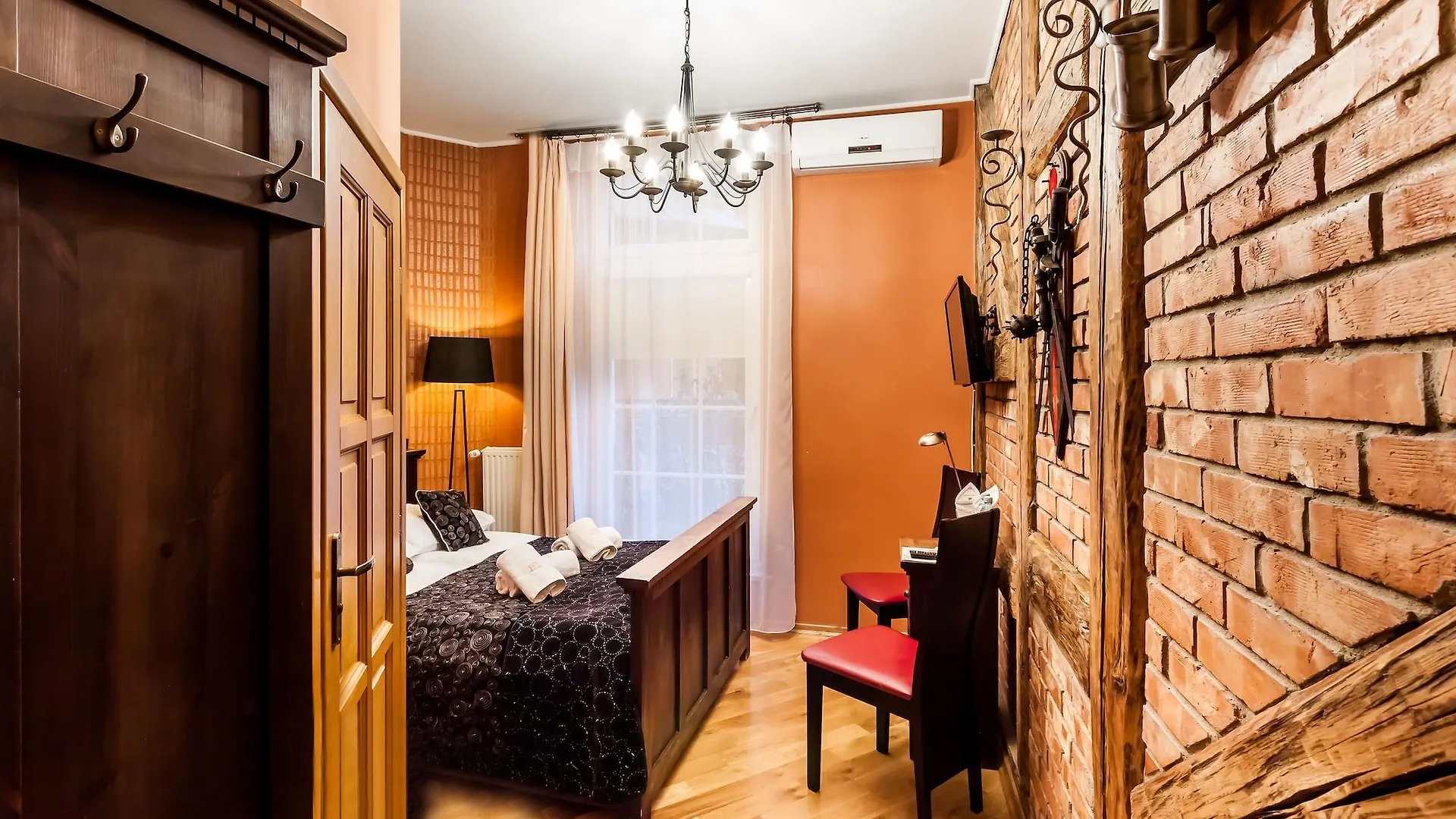 Hotel Apartments Oberza Sasiadow Krakow