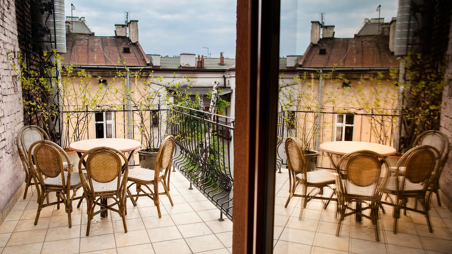 Apartments Oberza Sasiadow Krakow Poland